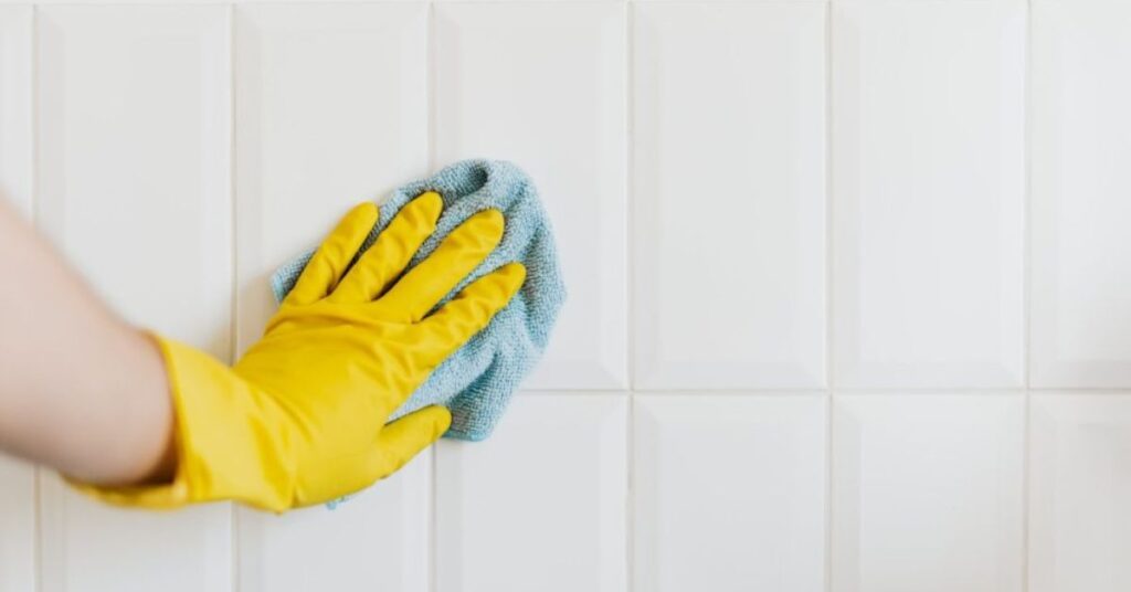 Bathroom sparkling oasis cleaning tips